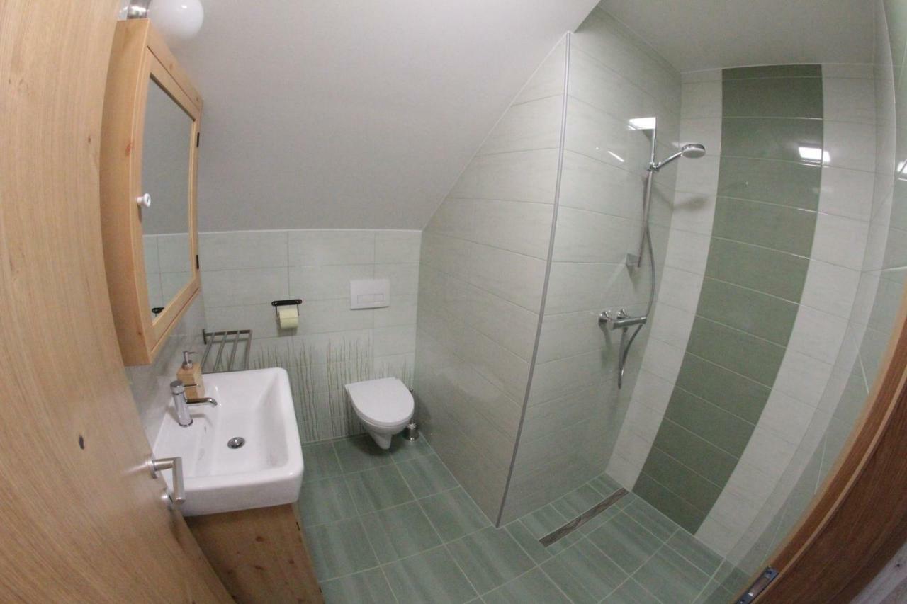 Vdovic Guest House Svecina Exterior photo